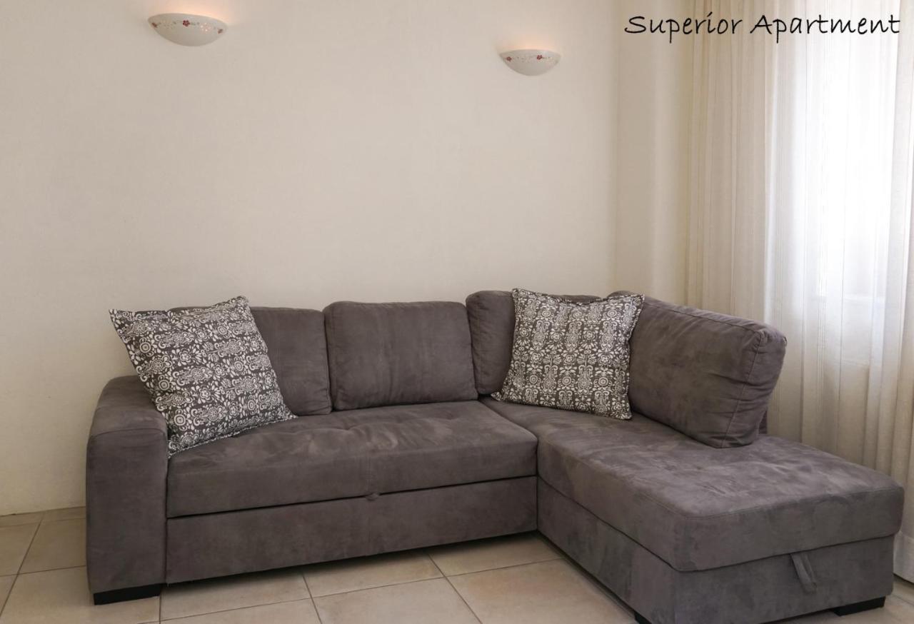 Apartment Villa Carolina كْرانْيِسكا غورا المظهر الخارجي الصورة